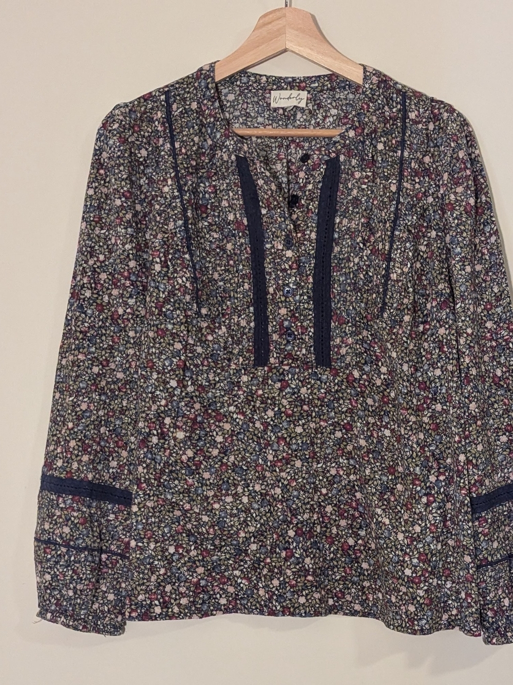 Wonderly Navy Floral Button-Front Peasant Blouse, L